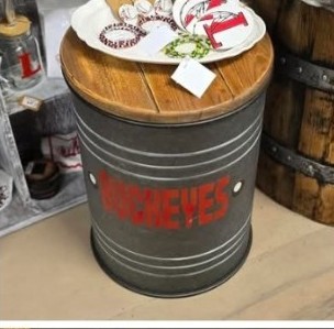 Buckeyes barrel accent table